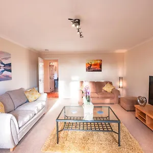 Clayhills Apartment